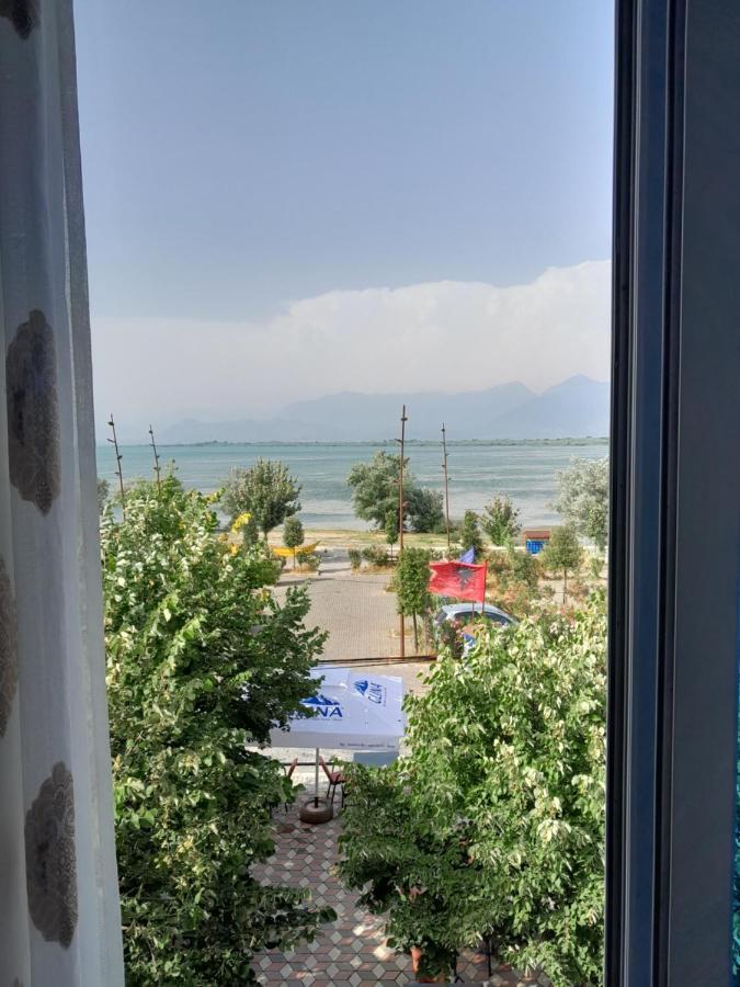 Hotel Restaurant Univers Shkodra Kültér fotó