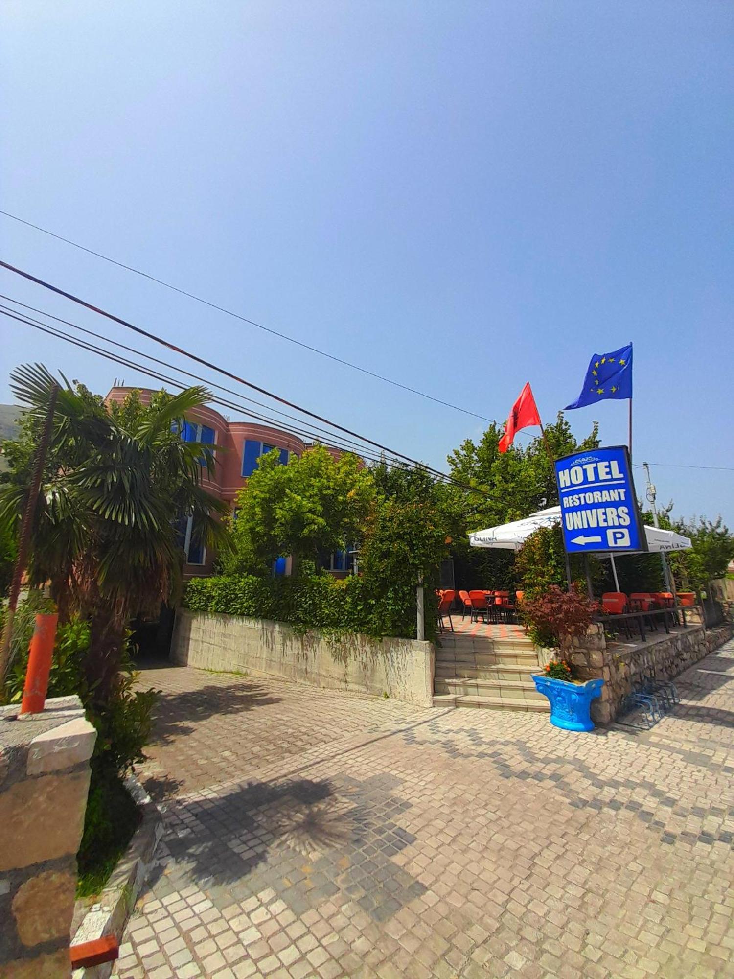 Hotel Restaurant Univers Shkodra Kültér fotó